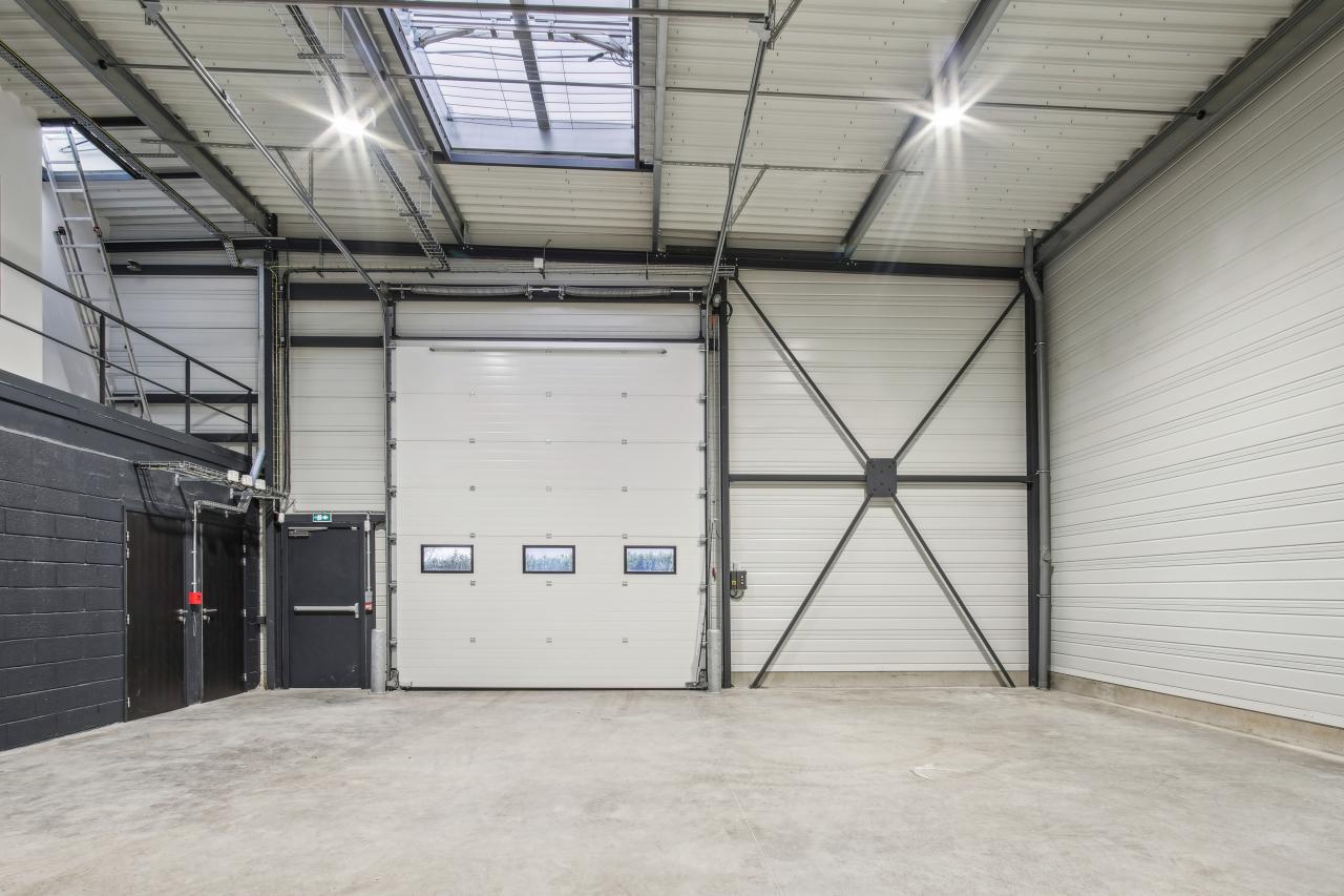 Local d'activité Vaires-sur-Marne 1280m² Location local d'activité Vaires-sur-Marne Seine-et-Marne OLACT2528966 5